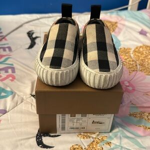 Girl Burney sneakers